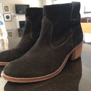 Dolce Vita Black Suede Ankle Boot 8.5